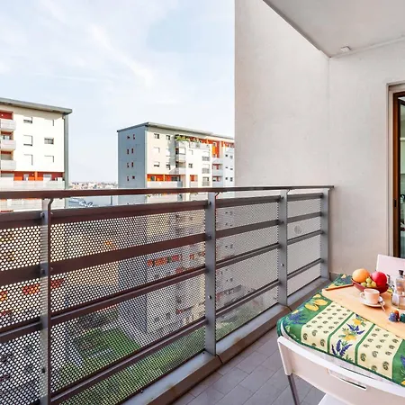 Sarca 11th Floor * Mediolan