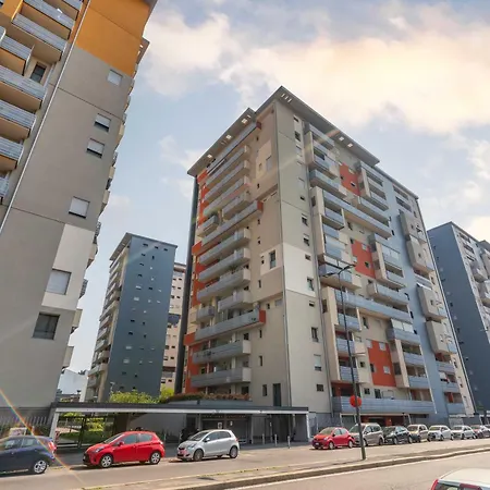 Sarca 11th Floor Apartment *